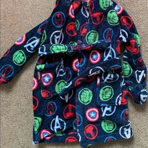 Good condition hooded housecoat. Marvel. Fleece Size 1/2